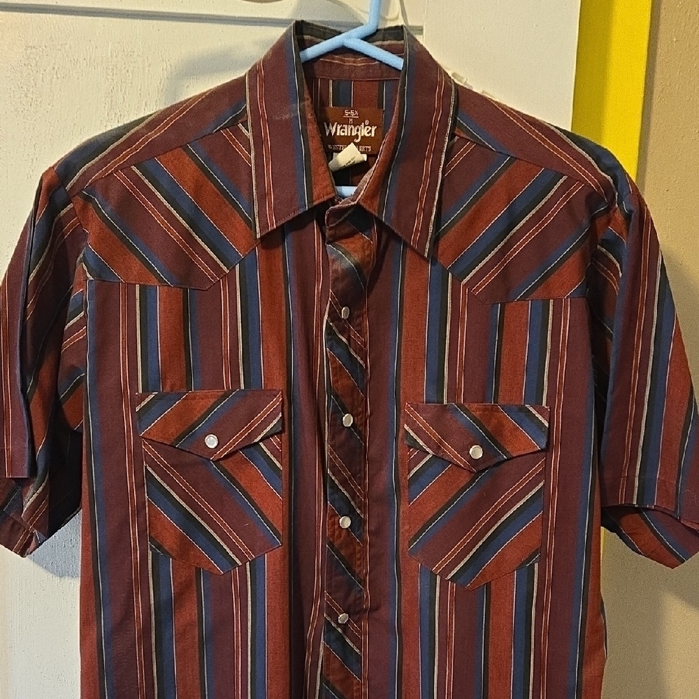 Wrangler Men's Striped Blue Dark Red Shirt